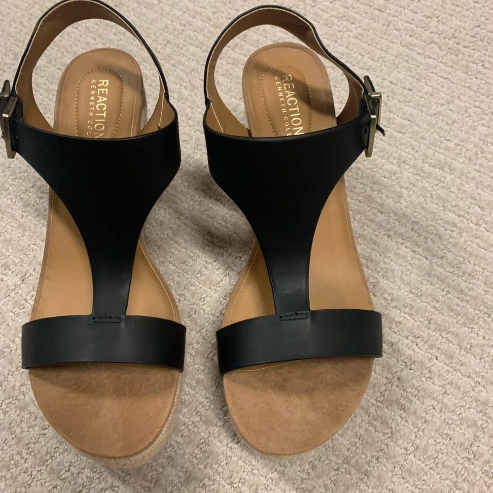 Kenneth Cole Wedge Sz 9